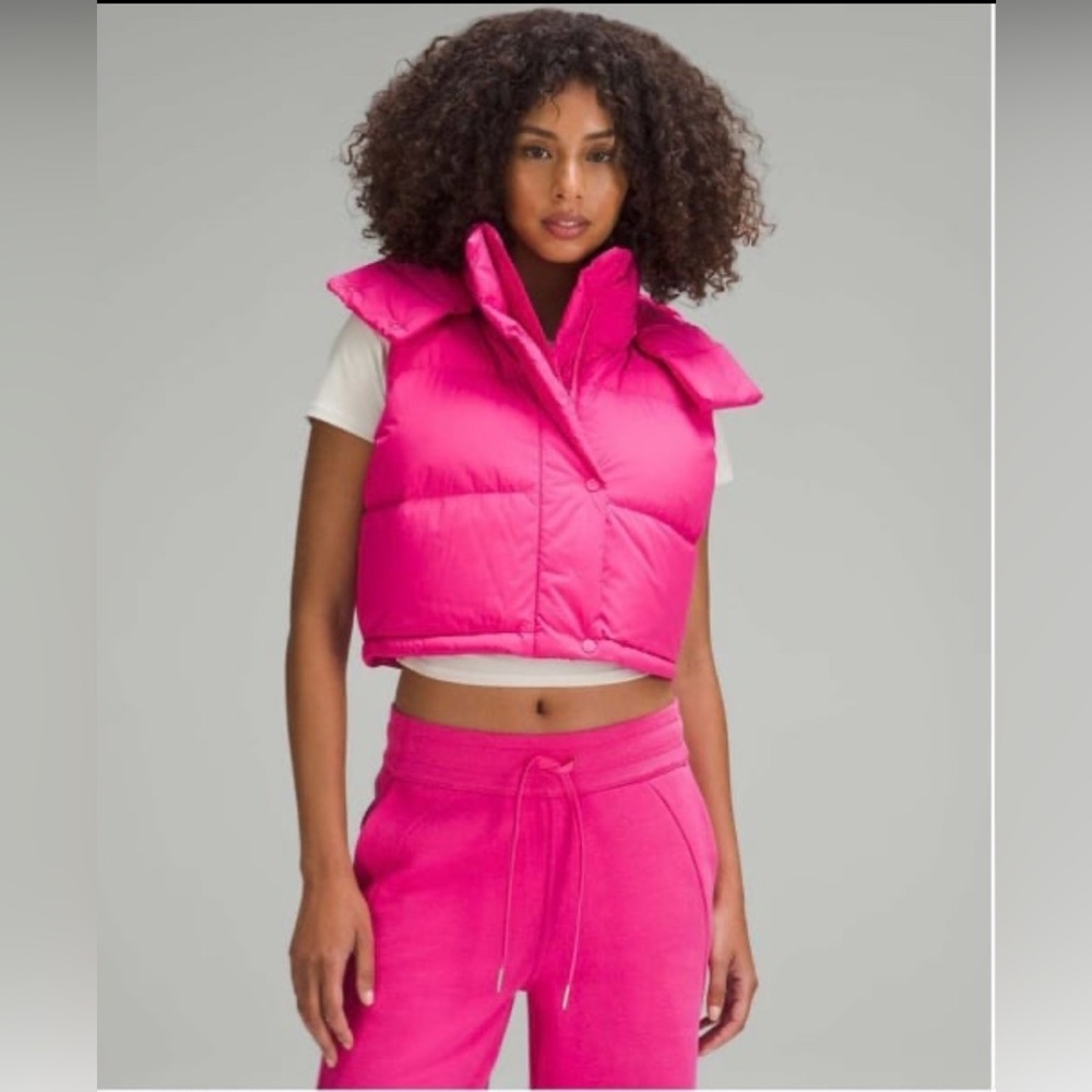 NWT Lululemon Wunder Puff Super Cropped Vest in Sonic Pink SNCP Size 4
